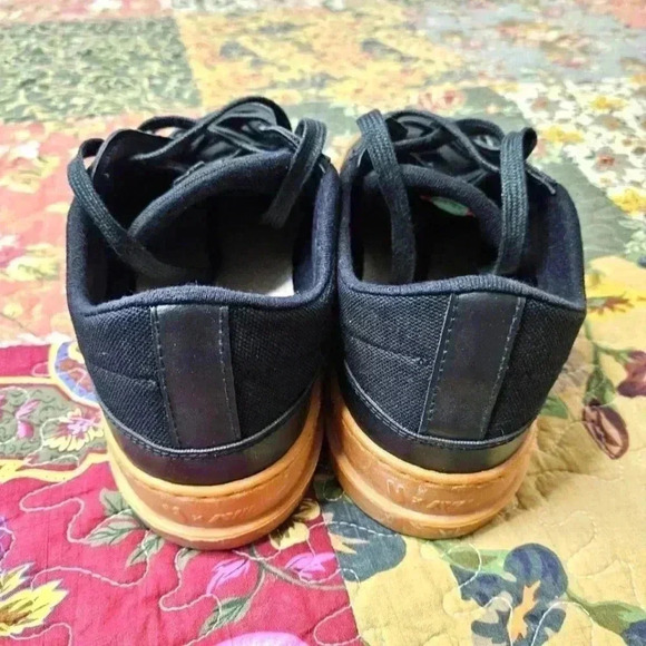 Unless plant based sneakers - Picture 2 of 9